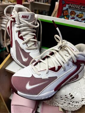 Nike Kids White and Maroon/Taupe Basketball Sneakers